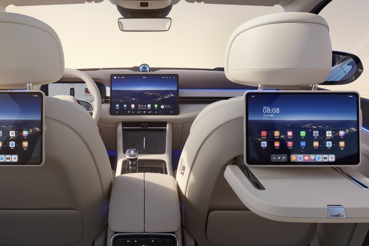 AITO M7 | Range Extender Electric Mid-size Crossover SUV