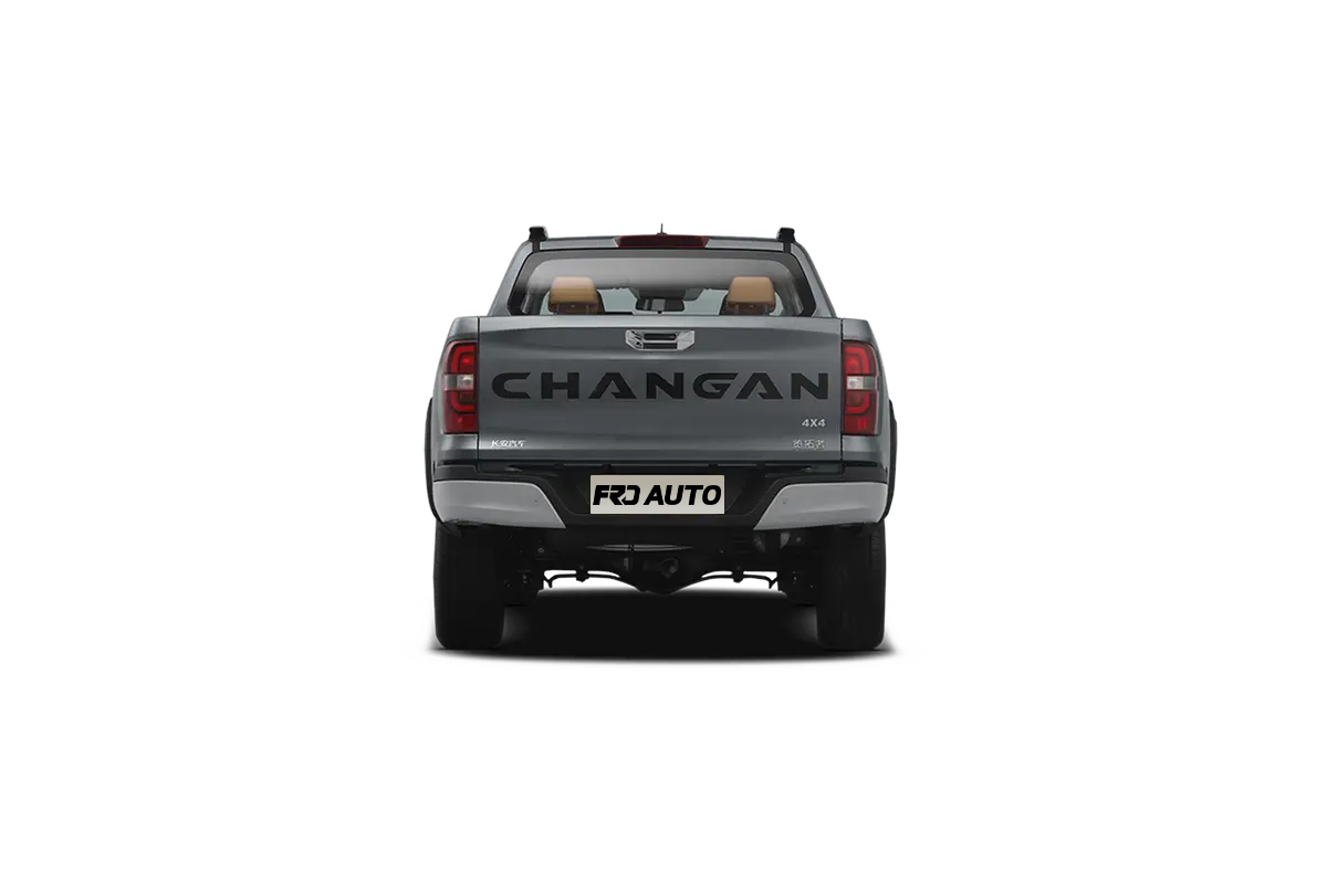 The Changan Lantazhe is a mid-size pickup truck. It has 4WD, up to 232 horses, and an 8-speed automatic gearbox.
