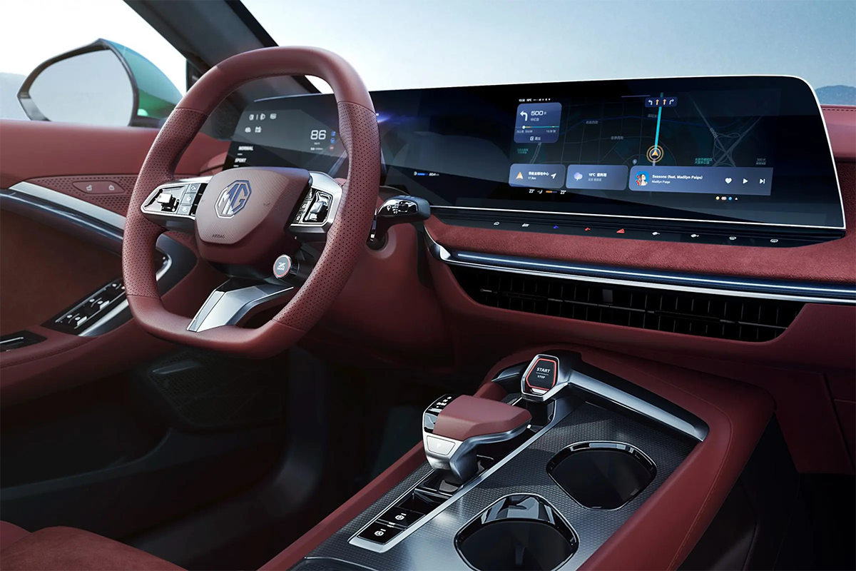 MG7 | The Stylish and Dynamic Hatchback MG7, the compact size makes it perfect for city driving, while the spacious cabin and versatile cargo space ensure you're ready for any adventure.