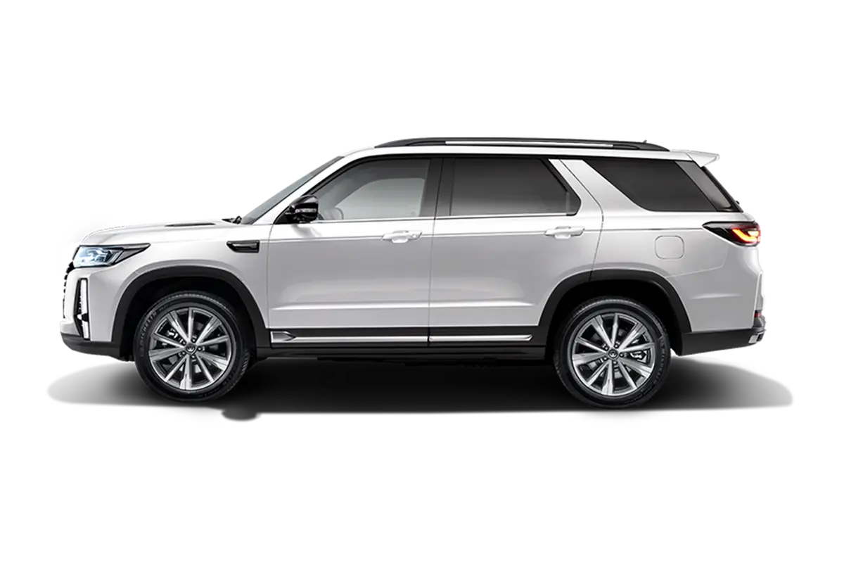 The Changan CS95 is a premium full-size SUV that blends power, luxury, and advanced technology, making it an excellent choice for drivers seeking a versatile vehicle for family adventures and daily driving